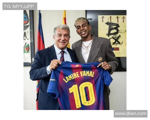 巴萨自废武功!踢黄潜让真核歇息,中场谁来传球?